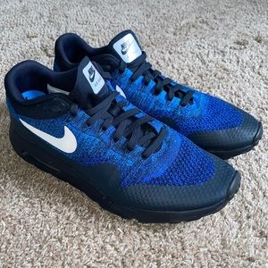 Nike air max LIKE NEW WORN ONCE